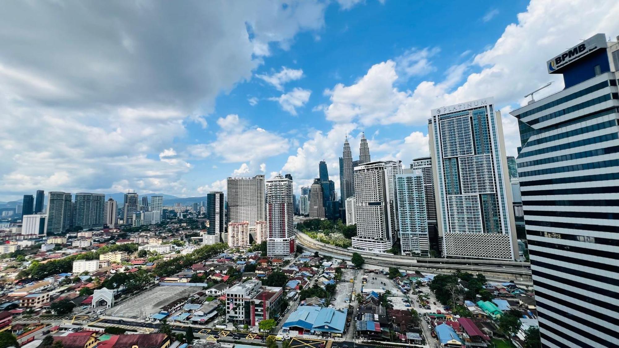The Luxe Colony Skypool By Tasu Home Kuala Lumpur Kültér fotó